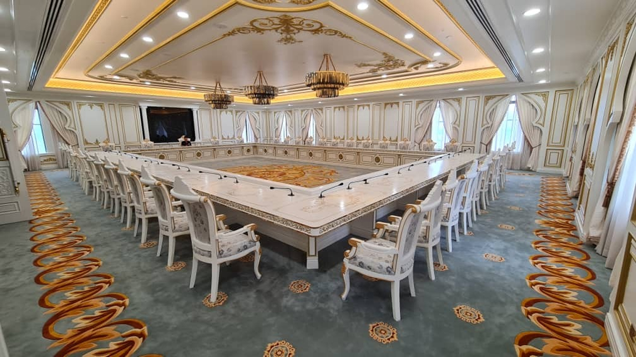 马来西亚 古晋砂拉越 Bilik Cabinet meeting room (1).jpg